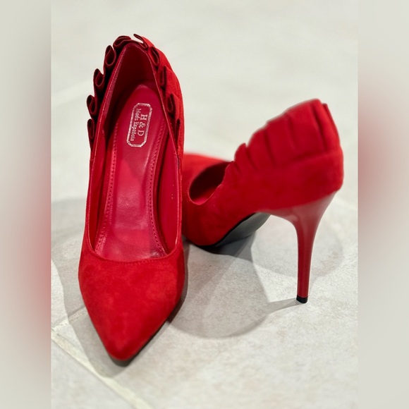 H&D Red suede stilettos with ruffle at the back and lacquer heels | Size EU 40 - Picture 2 of 11